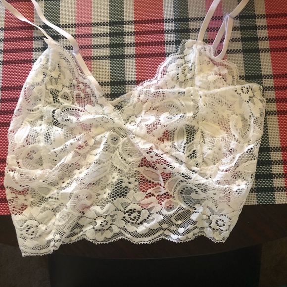 🎉TODAY ONLY🎉NO OFFERS PLEASE🎉white lace - Picture 4 of 6